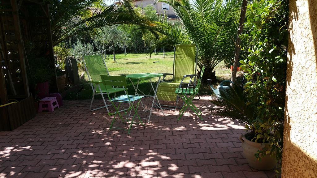 Petit studio au calme Villa La Crau Esterno foto